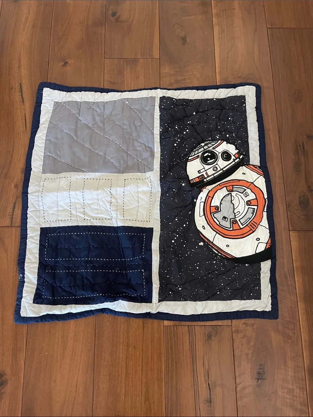 Pottery Barn Kids Star Wars Patchwork Full size Quilt, 1 Euro Sham, 1 Reg Sham
